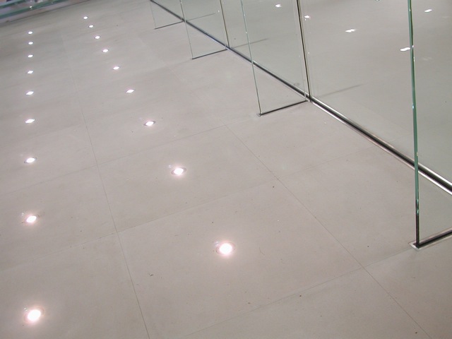 2004